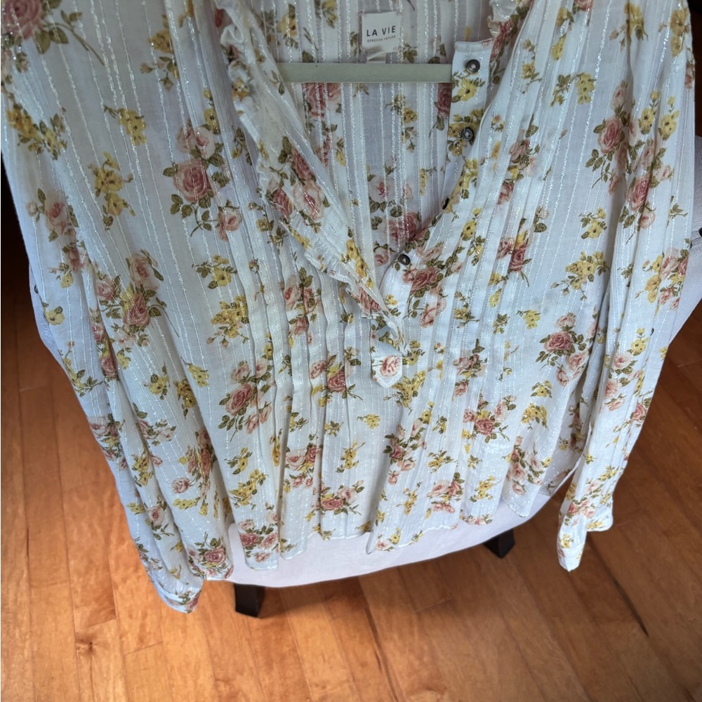 Floral Button-Up La Vie Blouse